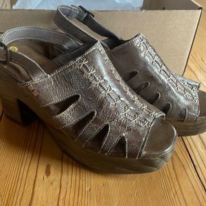 BedStu wedge sandal 9.5
